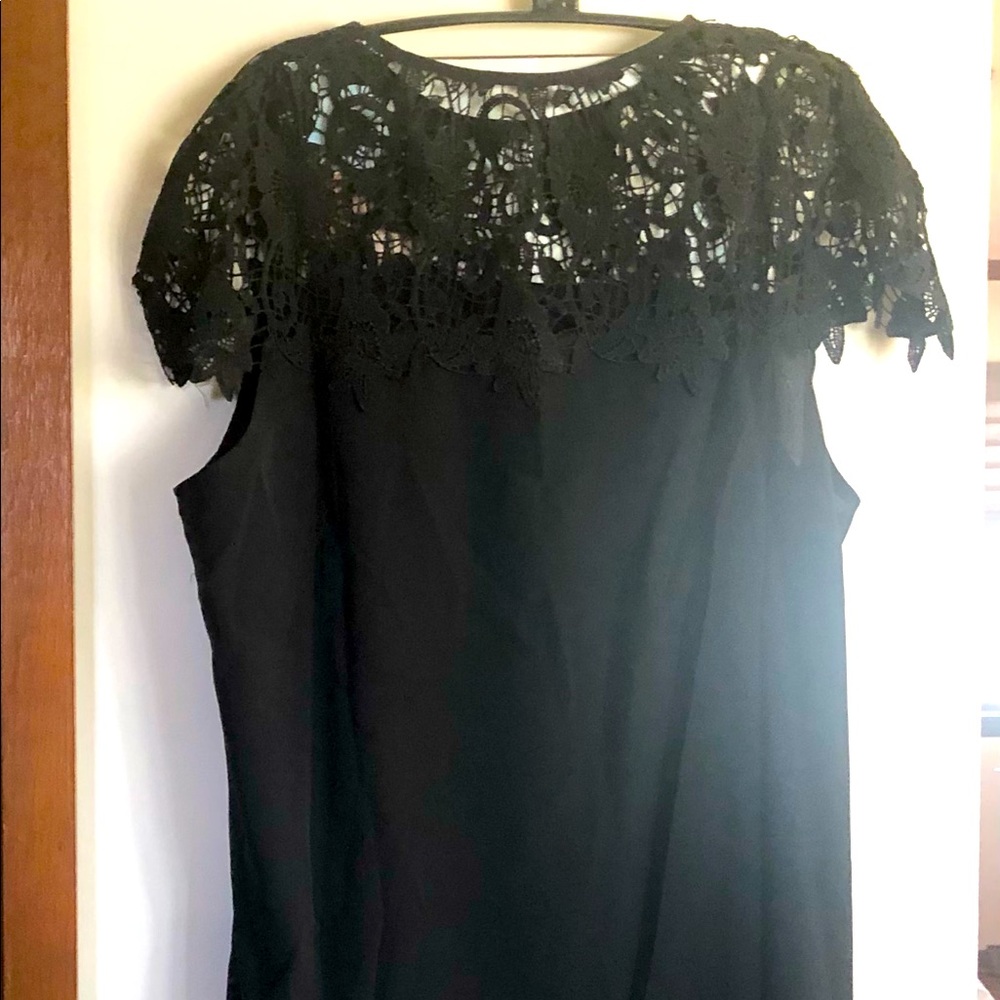 Midi length, cap sleeve dress with lace